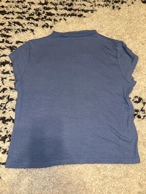Women’s Short Sleeve Crewneck Top in Periwinkle Blue